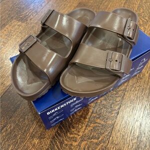 NWT Birkenstock Brown Sandals - Rubber. Arizona EVA style